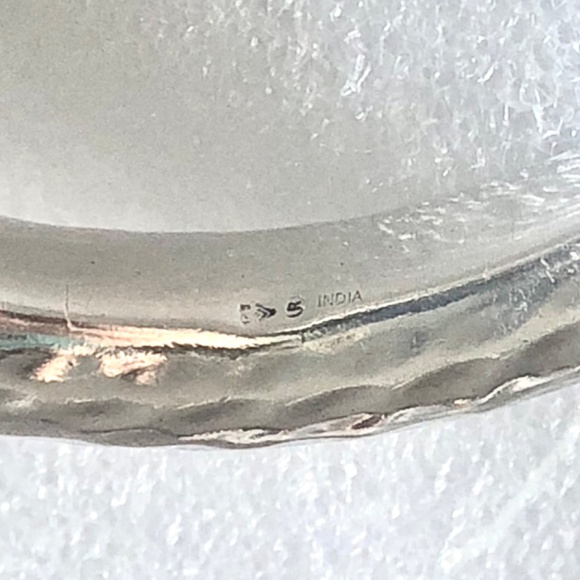 SILPADA Sterling Silver Hammered Oval Bangle Bracelet B31117 - Picture 16 of 17